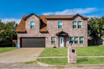 14908 Oakwood Lane Balch Springs, TX 75180